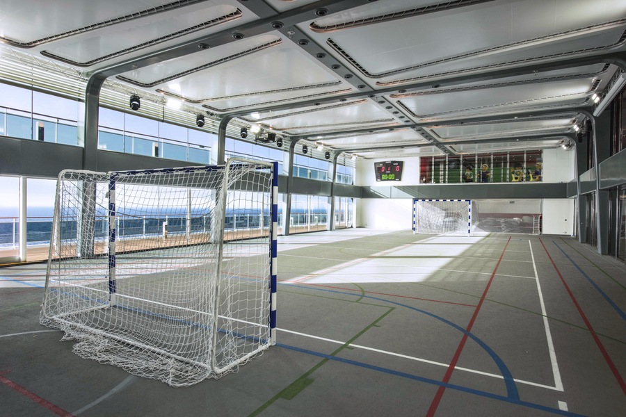 MSC Cruises MSC Meraviglia Sportplex - Credits - MSC Rights - Ivan Sarfatti 1.jpg
